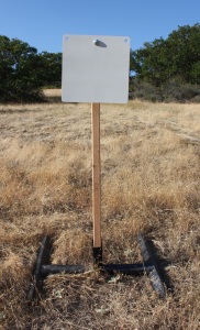 steel target stand with 3/8 square plate